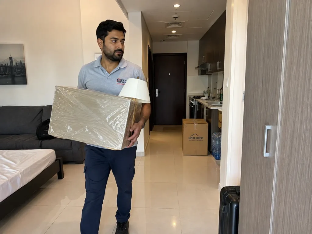 Movers and packers Business Bay studio apartment move